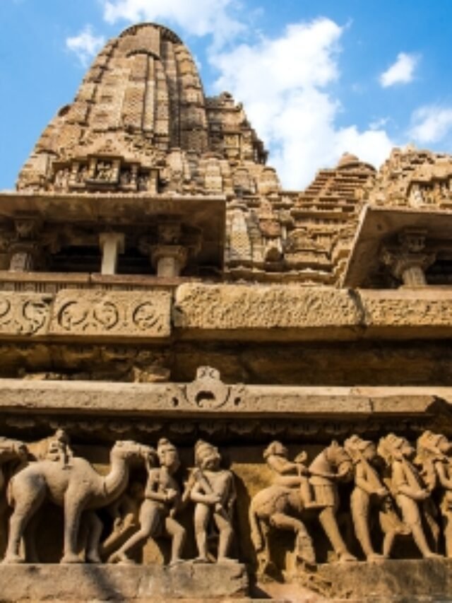 khajuraho mandiro ka sambhogart aur ngan murtiyan kya sach hai